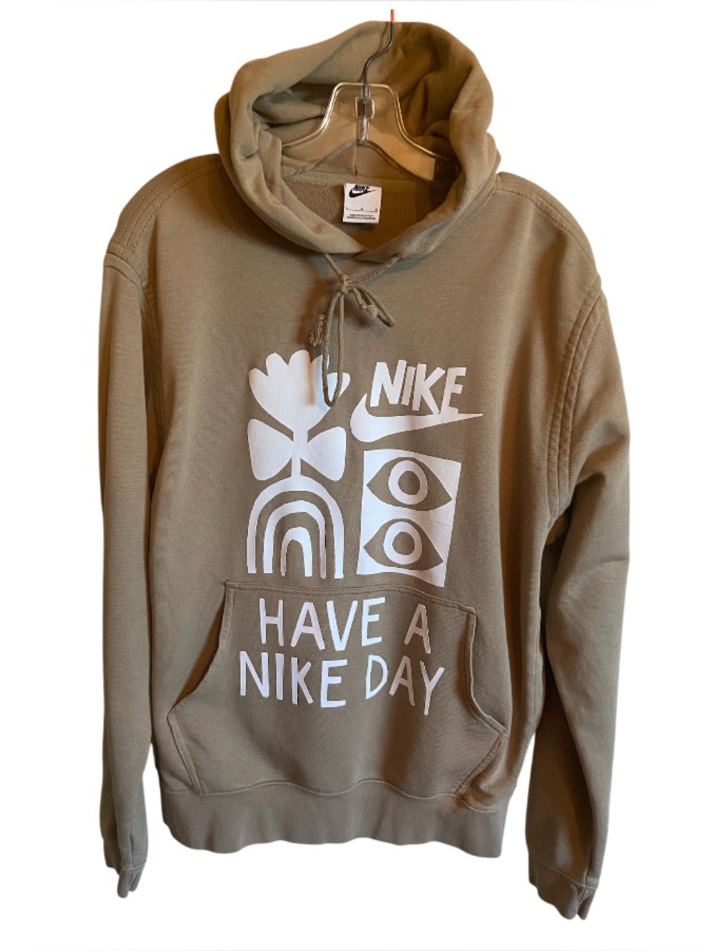 Nike Sportswear French Terry Pullover Hoodie in Beige size L “Have a Nike day”